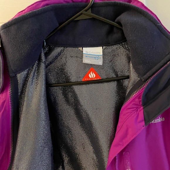 Purple columbia winter jacket-S (perfect for skiing) - Picture 2 of 4